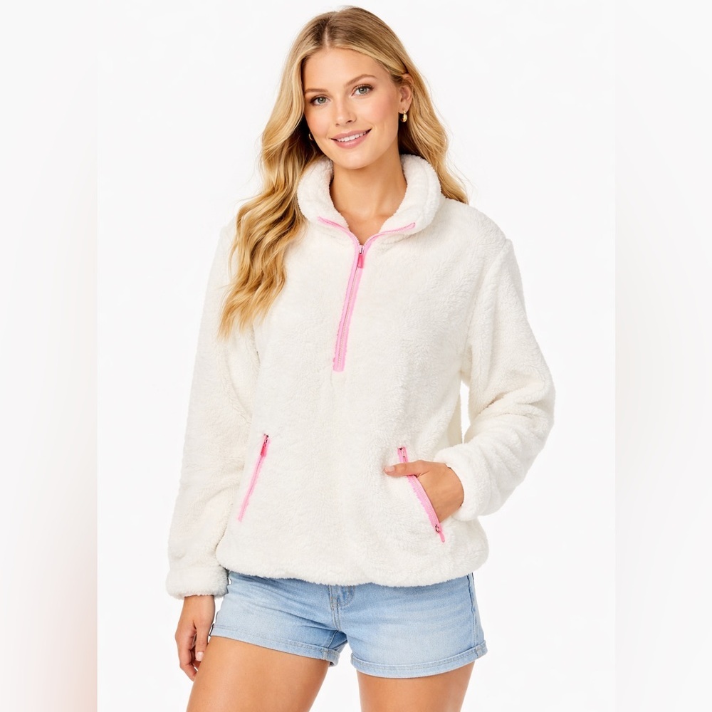 Lilly Pulitzer Cozy White Fleece pullover with Pink Accents. EUC